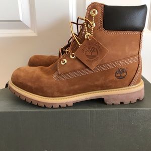 Timberland Women’s 6-Inch Premium Waterproof Boots